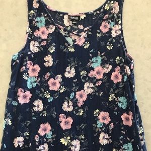 a.n.a. Navy and Pink Floral Sleeveless Top Small